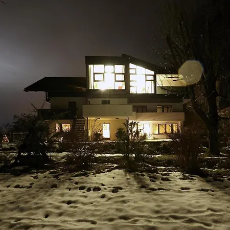 Apartmentwohnung Mit Balkon Fuer Sechs Personen * Aschau Im Zillertal