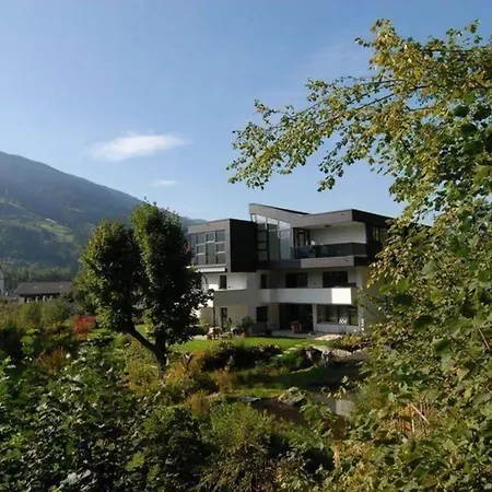 Apartmentwohnung Mit Balkon Für Sechs Personen Apartment